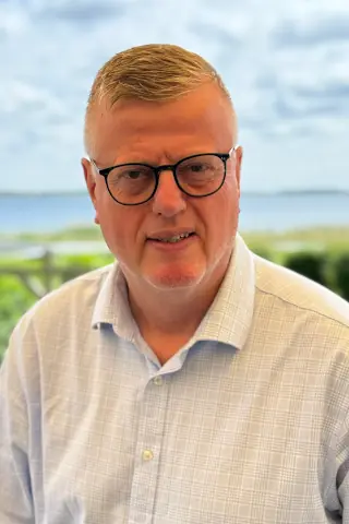 Lau Hikita Persson